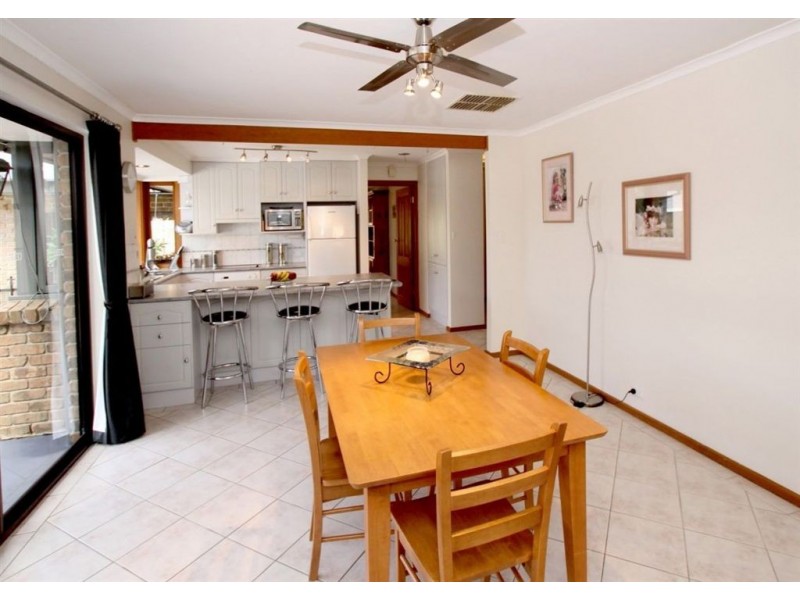 11 Musgrave Avenue, Aberfoyle Park SA 5159