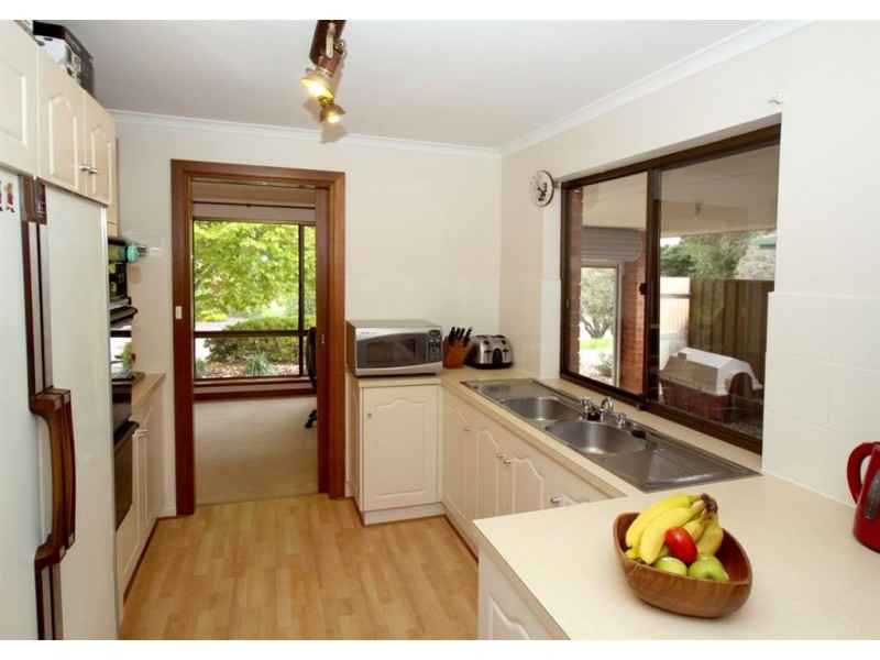 1 Sarepta Court, Flagstaff Hill SA 5159