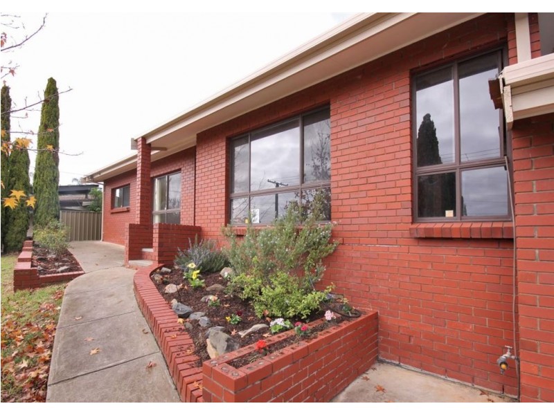 48 Tania Drive, Aberfoyle Park SA 5159