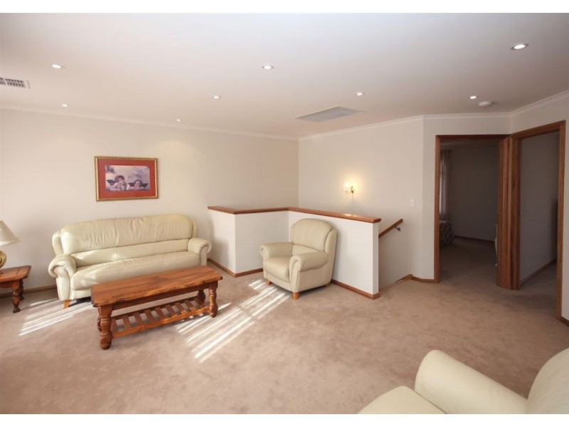 6 Barton Circuit, Mount Barker SA 5251