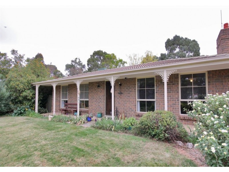 16 Jerilderie Drive, Happy Valley SA 5159