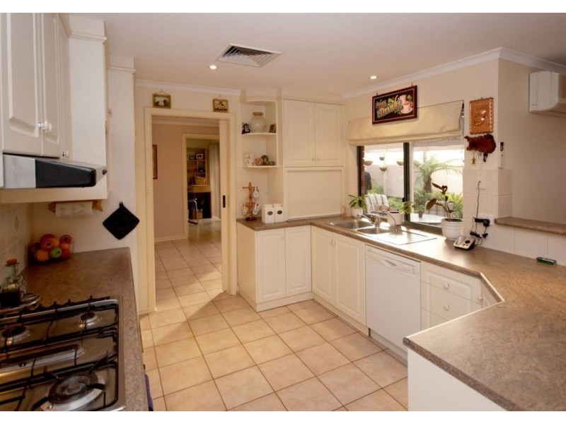 57 Pine Drive, Aberfoyle Park SA 5159