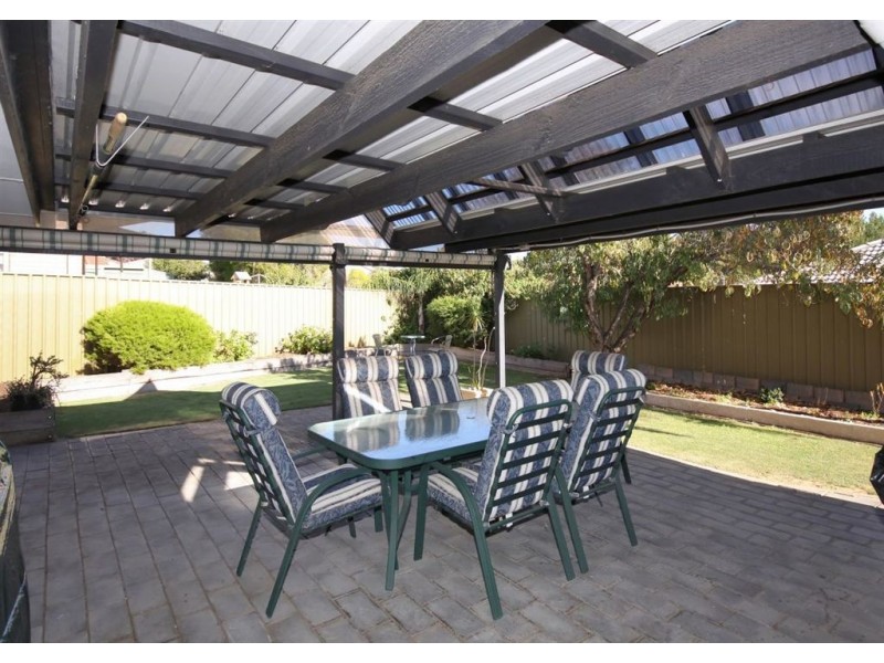 9 Surreyville Grove, Old Reynella SA 5161