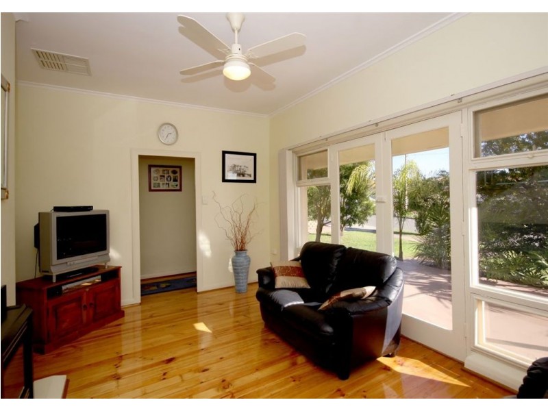 7 Mostyn Road, Darlington SA 5047