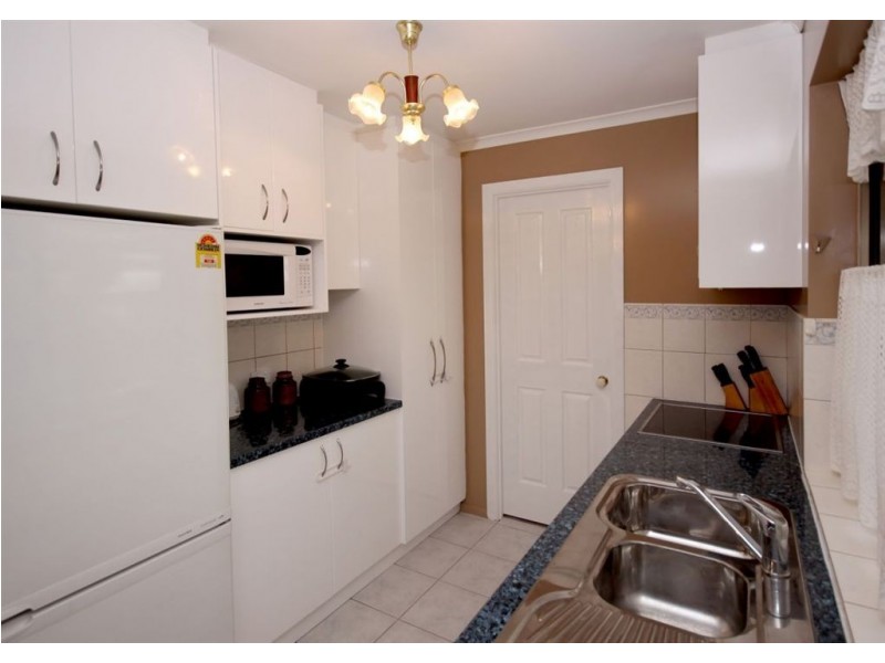 78 McInerney Ave, Mitchell Park SA 5043