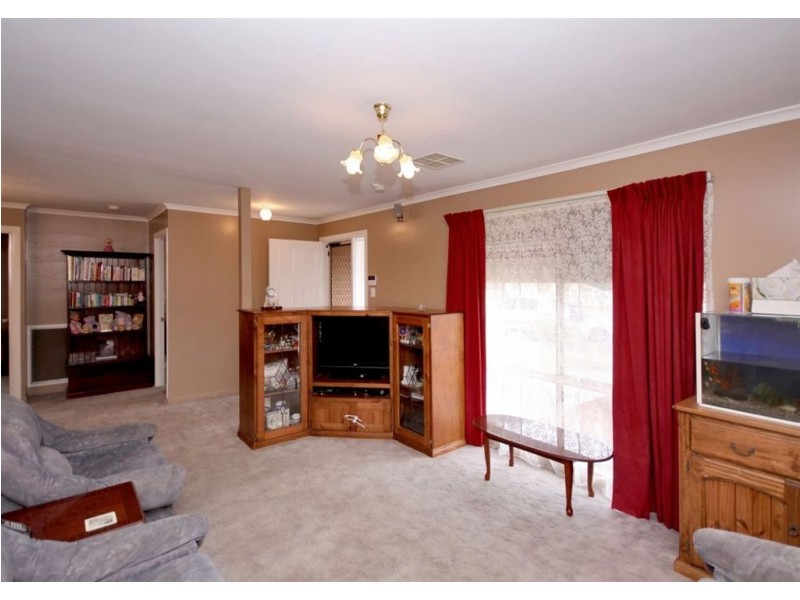 78 McInerney Ave, Mitchell Park SA 5043
