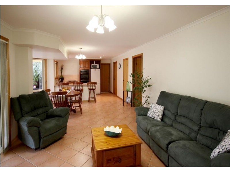 13 Swallow Drive, Flagstaff Hill SA 5159