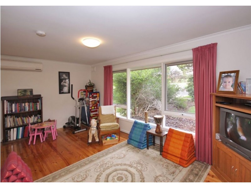 7 Barnabas Crescent, Christie Downs SA 5164