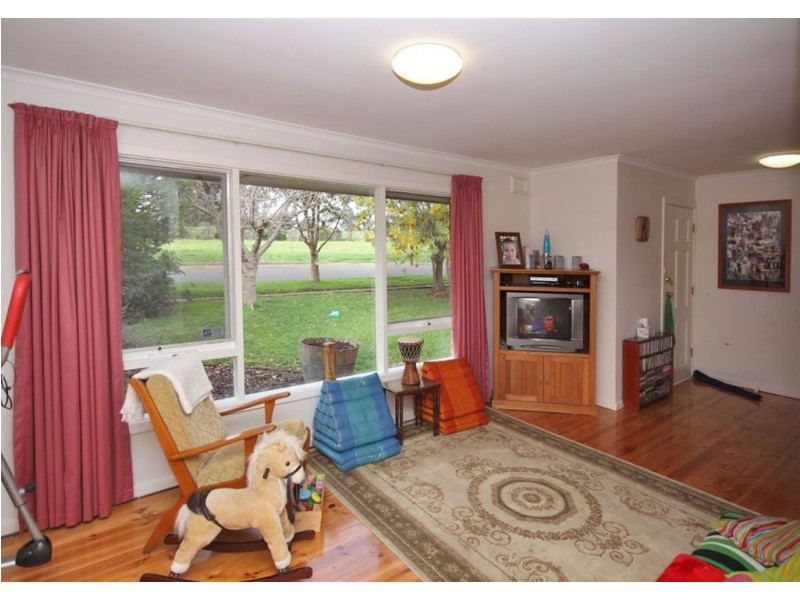 7 Barnabas Crescent, Christie Downs SA 5164
