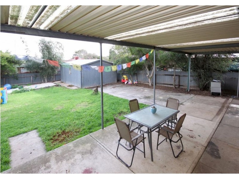 7 Barnabas Crescent, Christie Downs SA 5164