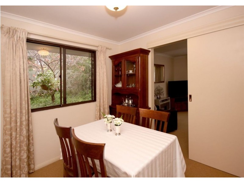 10 Maple Avenue, Aberfoyle Park SA 5159