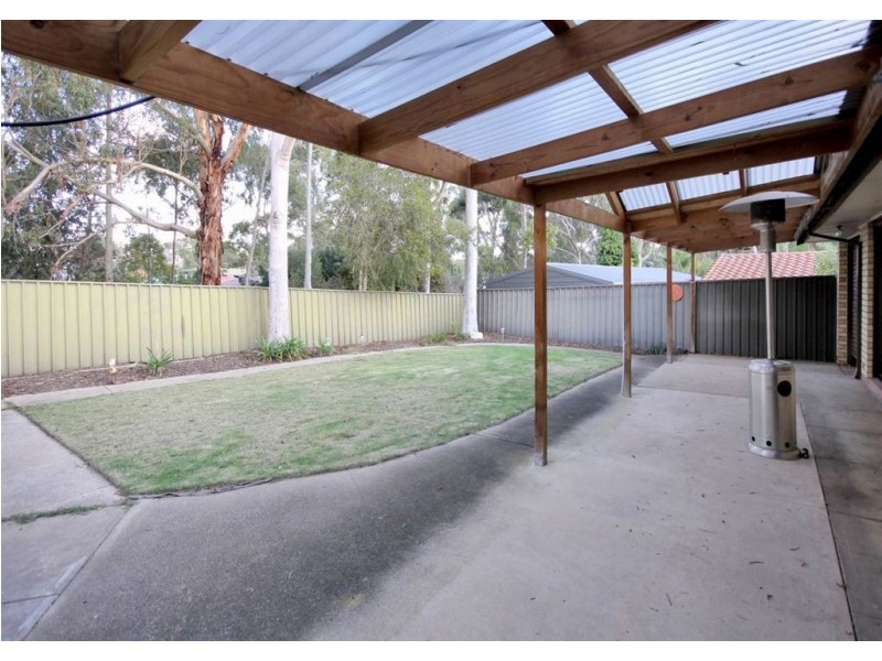 32 Glenhuntly Drive, Flagstaff Hill SA 5159