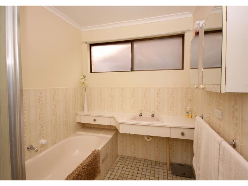 32 Glenhuntly Drive, Flagstaff Hill SA 5159