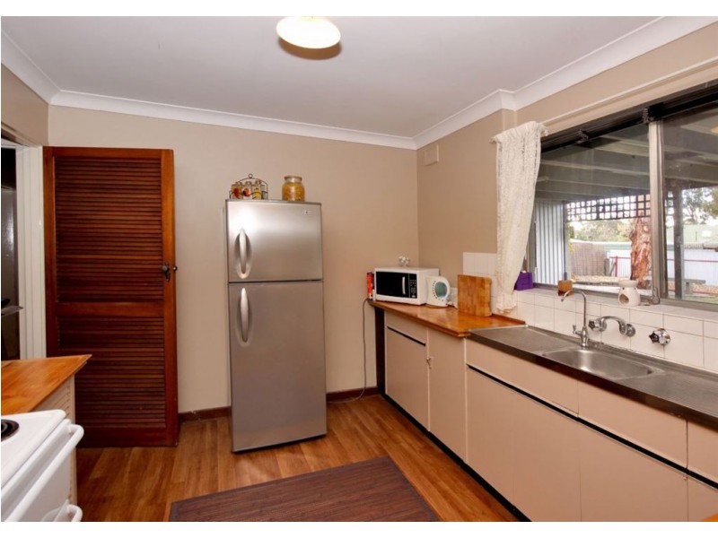 42 Powell Place, Morphett Vale SA 5162