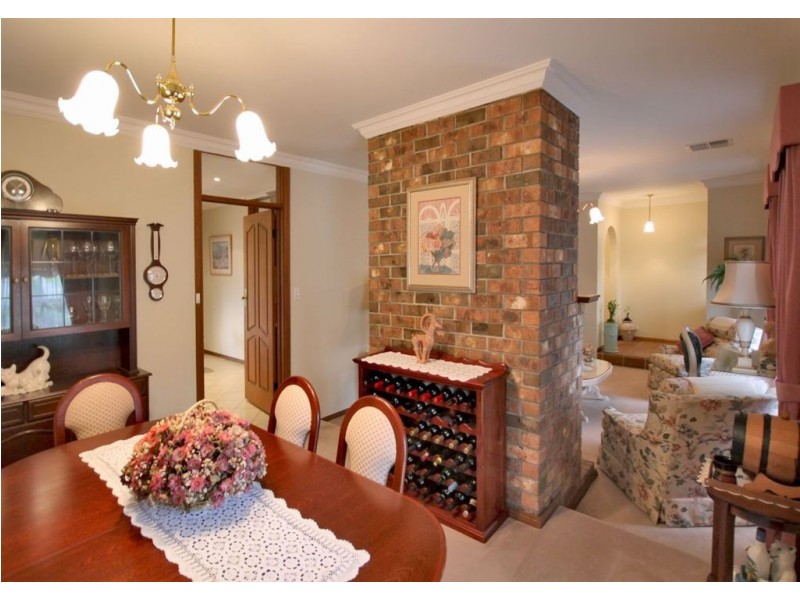 15 Ridgway Drive, Flagstaff Hill SA 5159