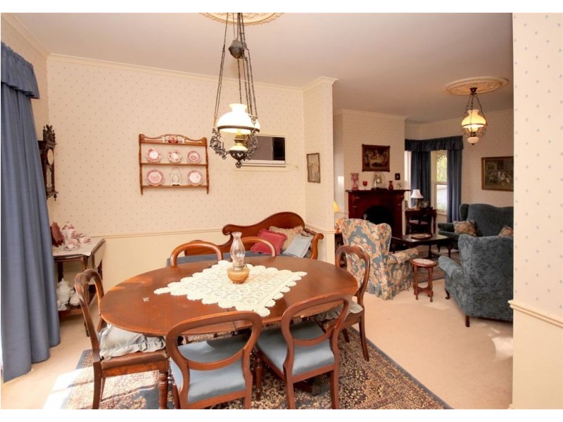 1A Horseshoe Drive, Aberfoyle Park SA 5159