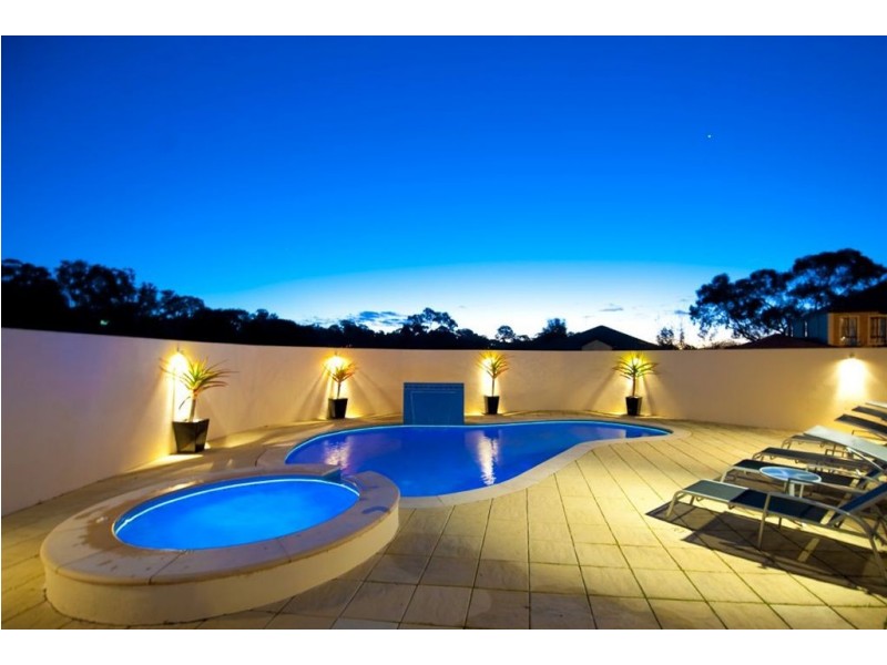 1 Myna Court, Flagstaff Hill SA 5159
