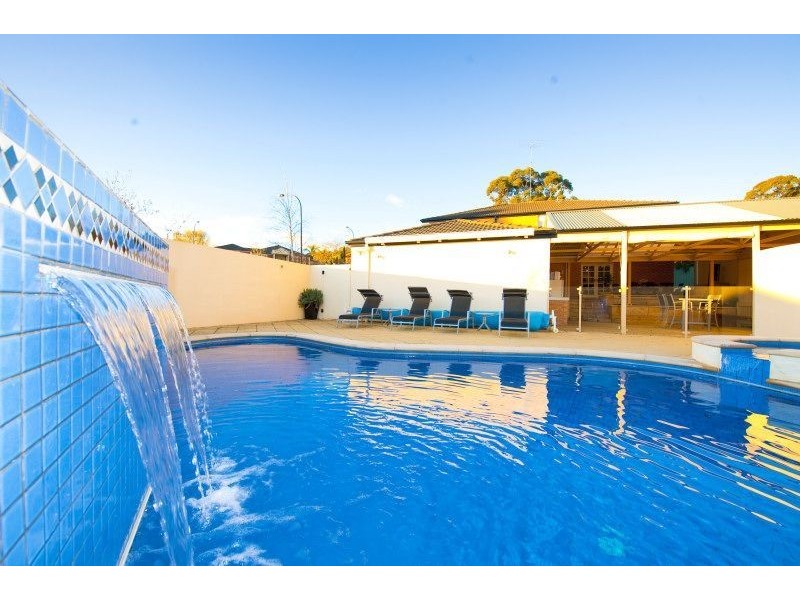 1 Myna Court, Flagstaff Hill SA 5159