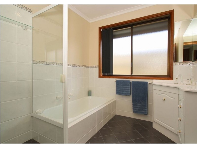 31 Haven Road, Aberfoyle Park SA 5159