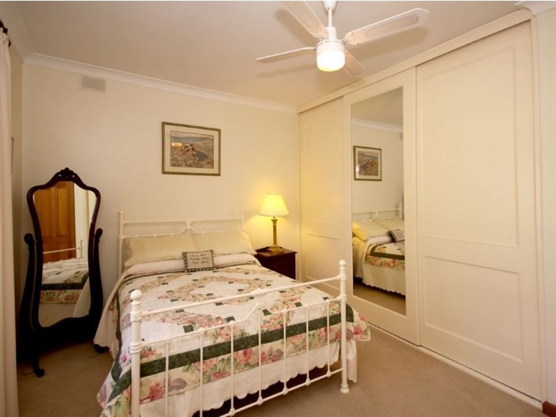 97 Daveys Road, Flagstaff Hill SA 5159