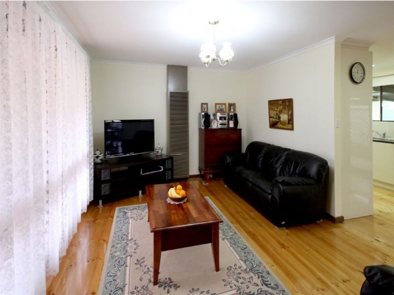 75 Black Road, Flagstaff Hill SA 5159