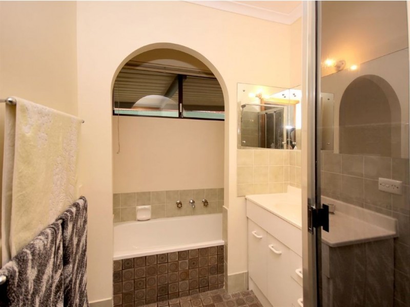 75 Black Road, Flagstaff Hill SA 5159