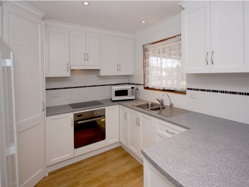 21 Taylors Road, Aberfoyle Park SA 5159