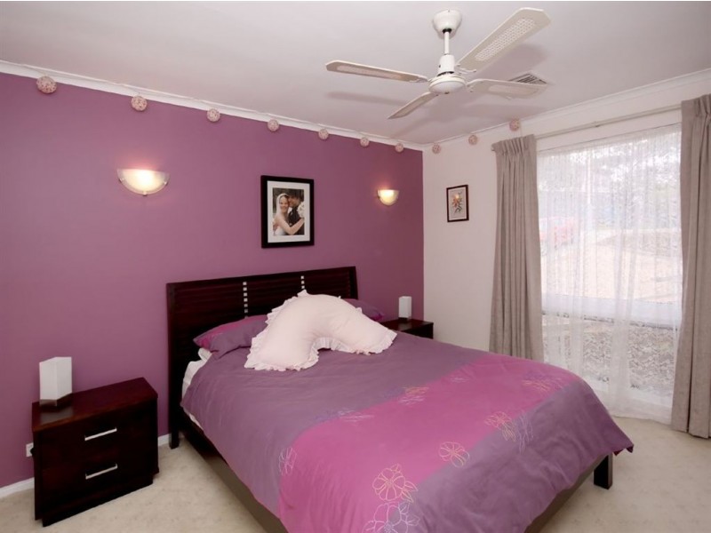 21 Taylors Road, Aberfoyle Park SA 5159