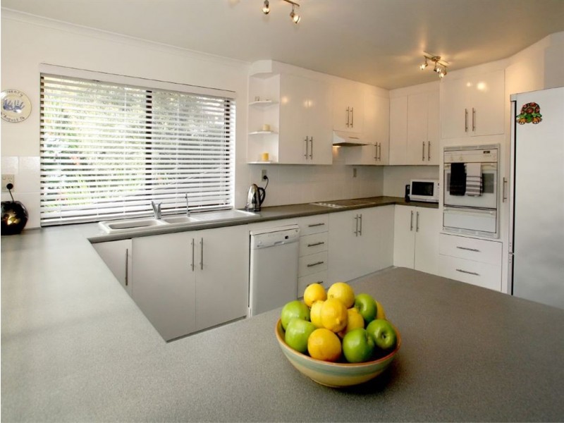 5 Springwood Court, Aberfoyle Park SA 5159