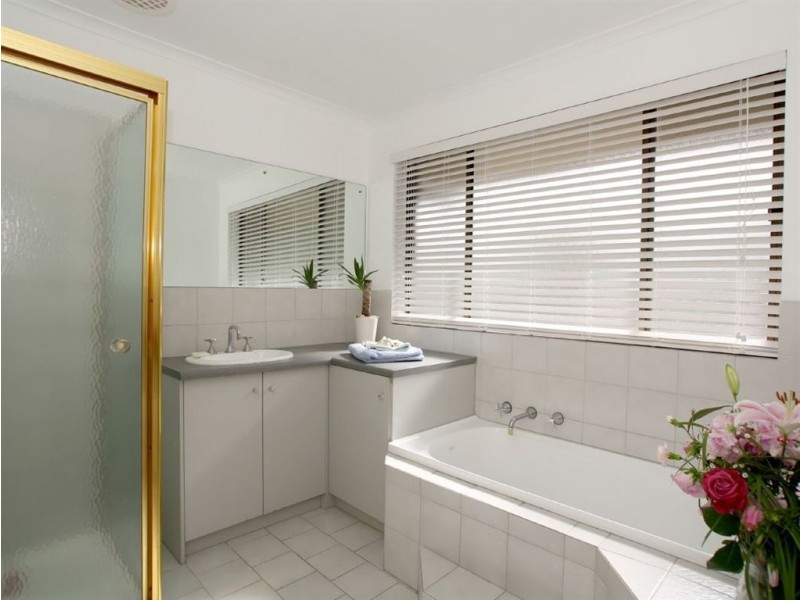 5 Springwood Court, Aberfoyle Park SA 5159