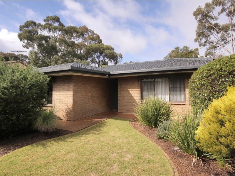36 Roxanne Avenue, Aberfoyle Park SA 5159