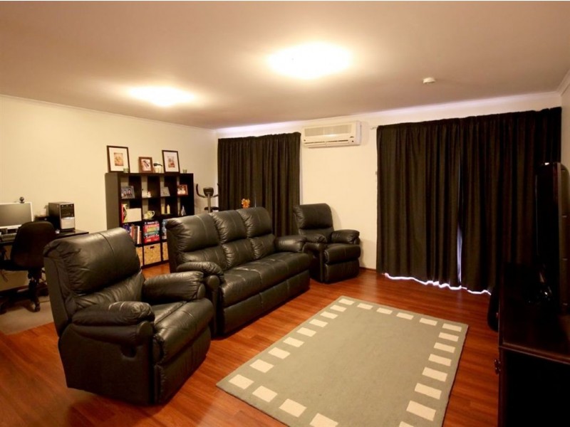 36 Roxanne Avenue, Aberfoyle Park SA 5159