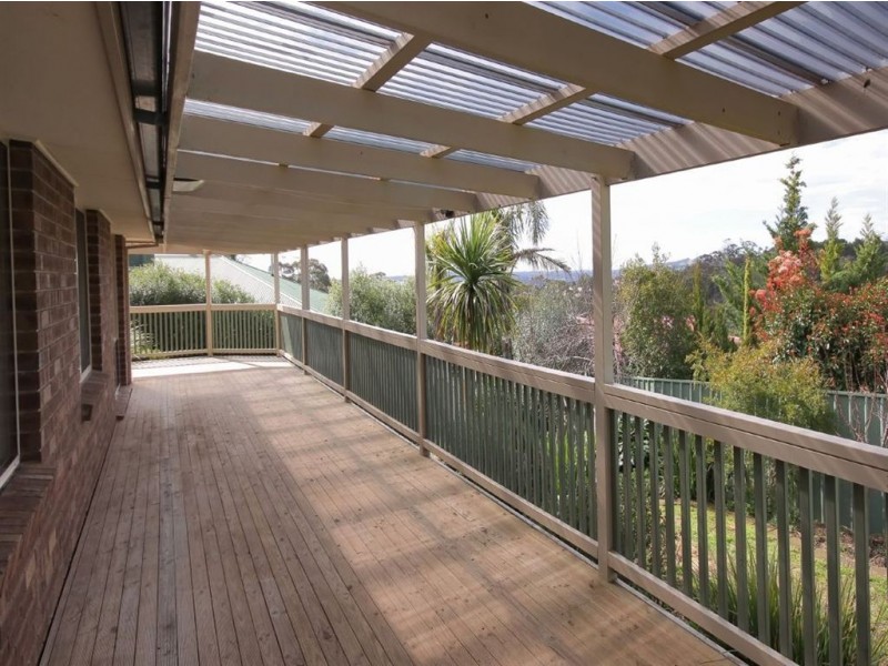 9 Gleneagles Road, Aberfoyle Park SA 5159