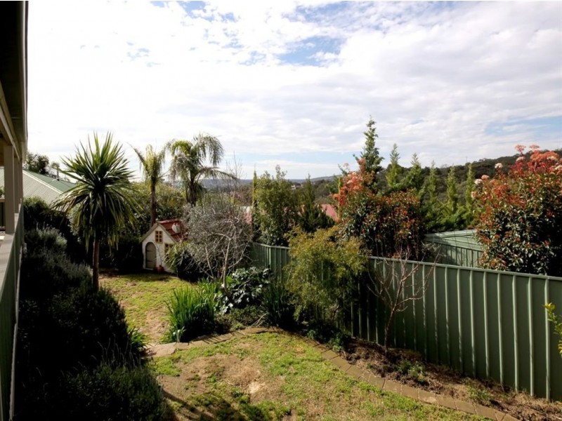 9 Gleneagles Road, Aberfoyle Park SA 5159