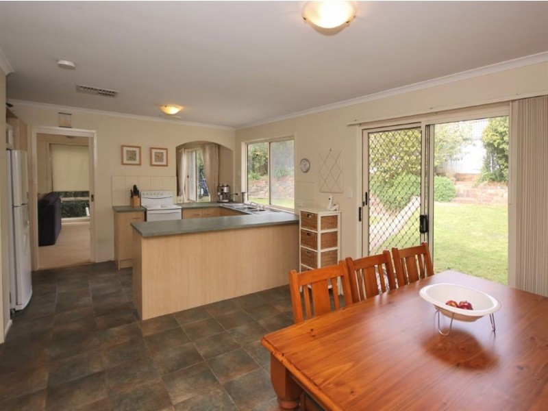 9B Sandow Crescent, Coromandel Valley SA 5051