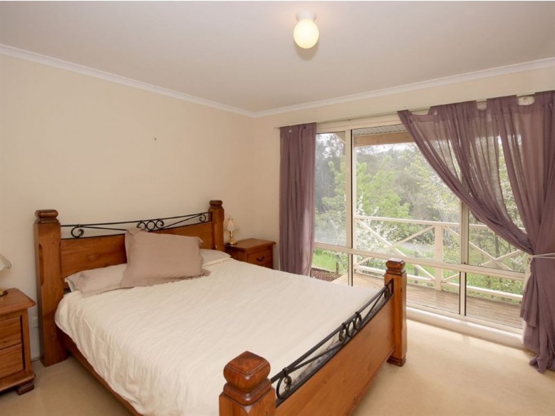 9B Sandow Crescent, Coromandel Valley SA 5051