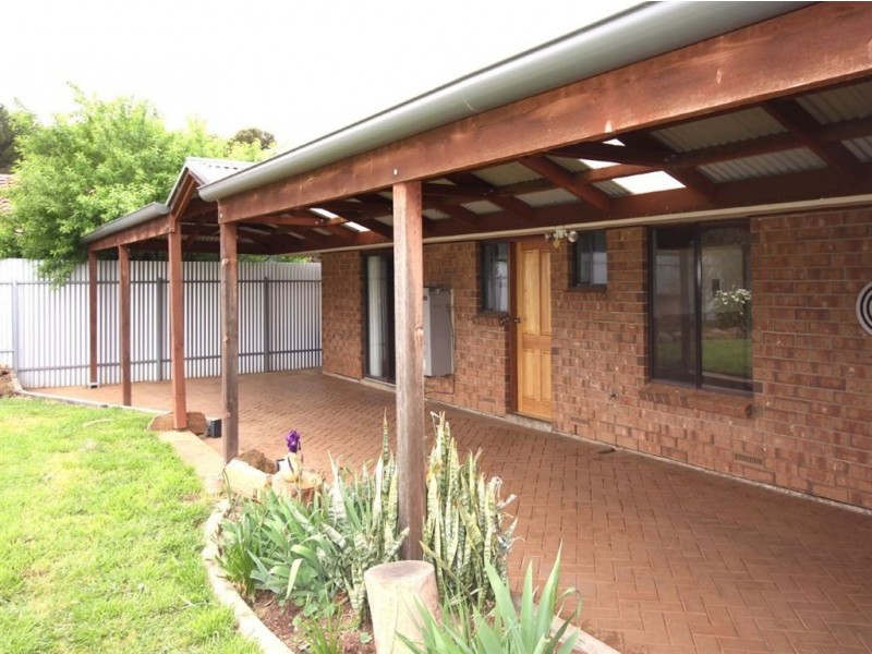 17 Wattle Street, Morphett Vale SA 5162
