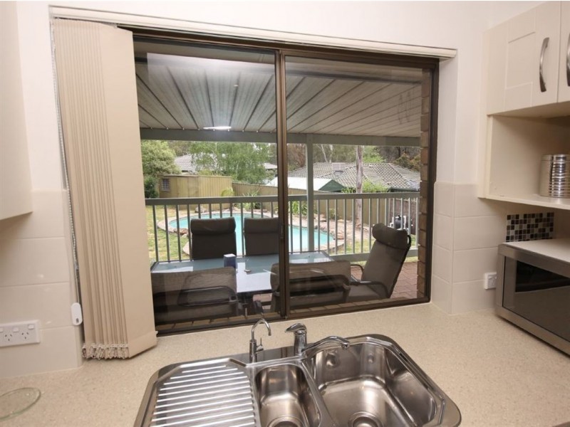 11 Marienberg Rise, Aberfoyle Park SA 5159