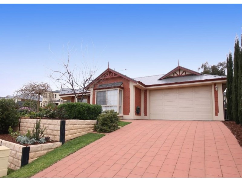 16 Evergreen Parade, Flagstaff Hill SA 5159