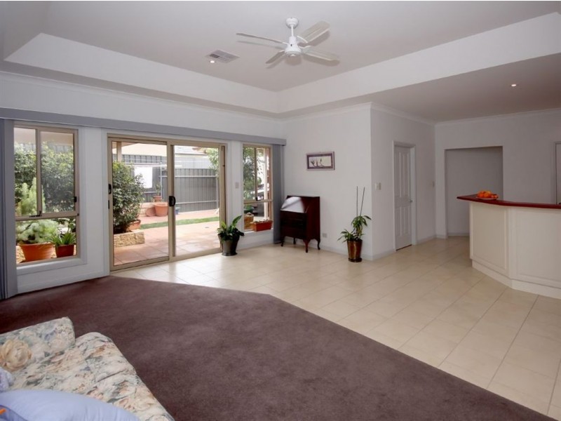 16 Evergreen Parade, Flagstaff Hill SA 5159