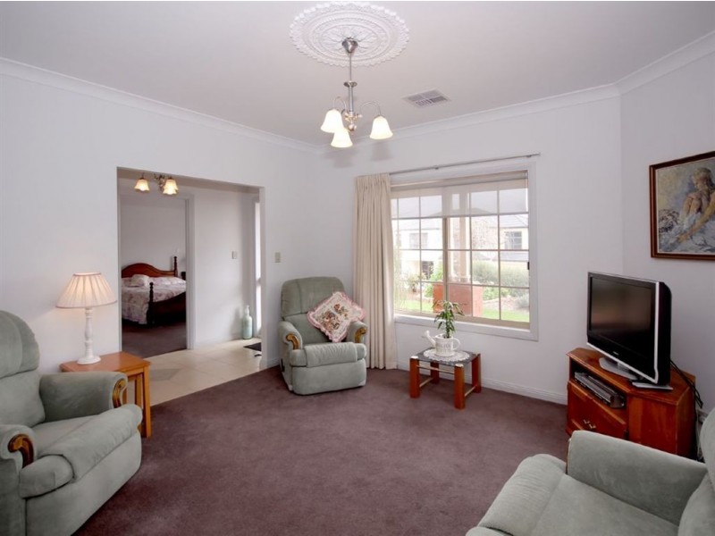 16 Evergreen Parade, Flagstaff Hill SA 5159