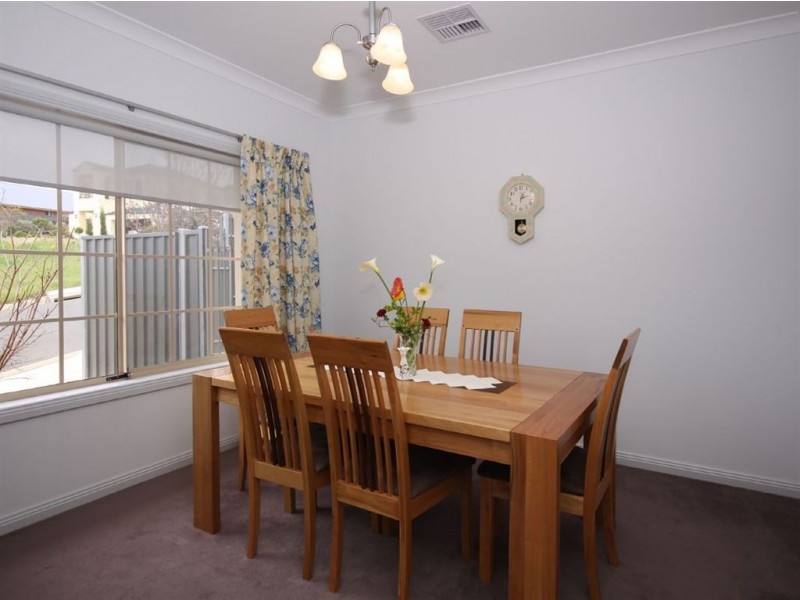 16 Evergreen Parade, Flagstaff Hill SA 5159