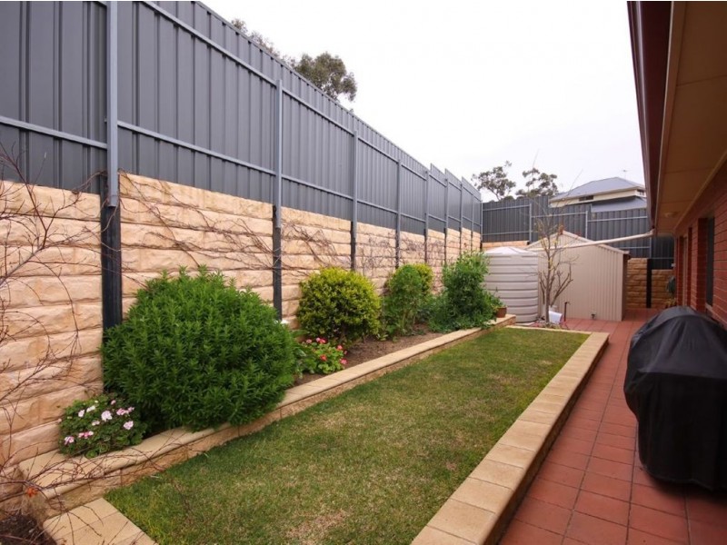 16 Evergreen Parade, Flagstaff Hill SA 5159