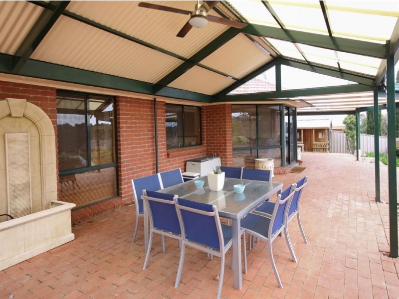 4 Tamarind Walk, Aberfoyle Park SA 5159