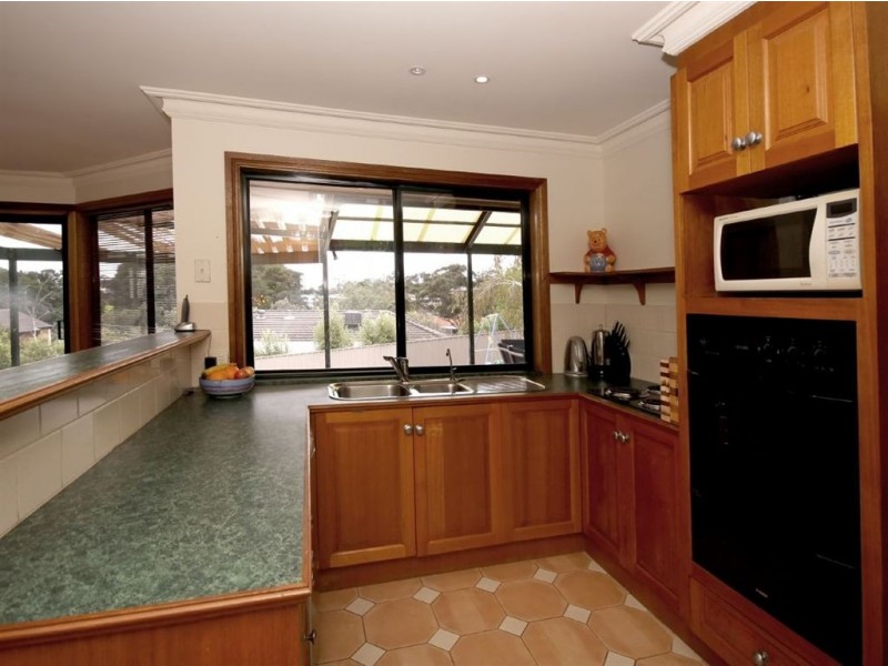 4 Tamarind Walk, Aberfoyle Park SA 5159