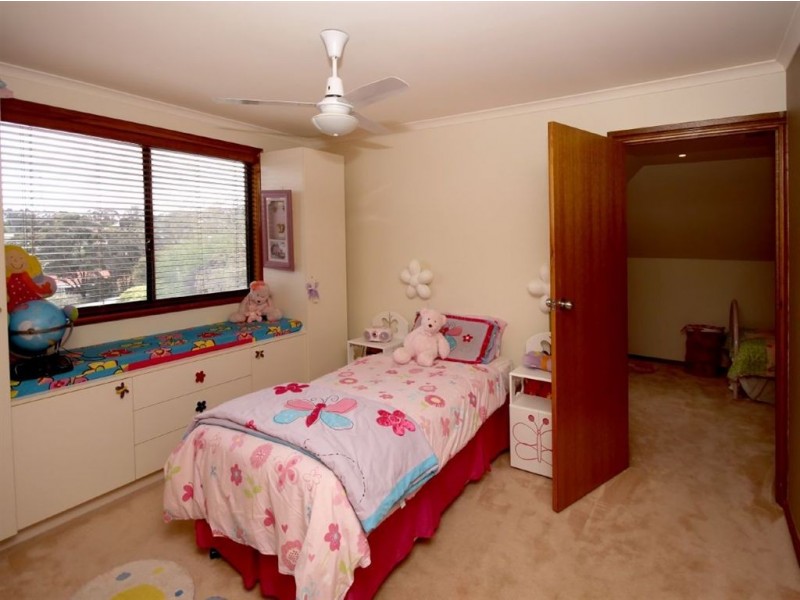 4 Tamarind Walk, Aberfoyle Park SA 5159