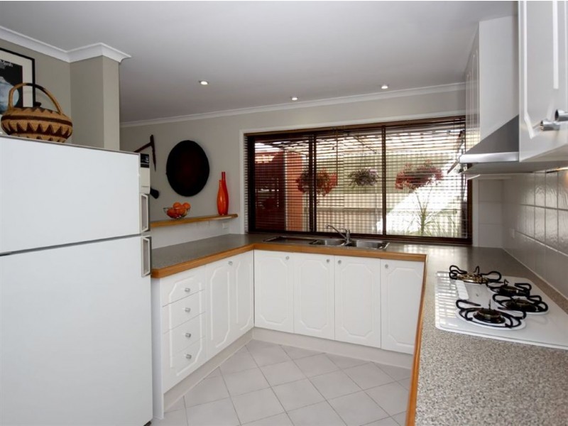 56 Summerford Road, Aberfoyle Park SA 5159