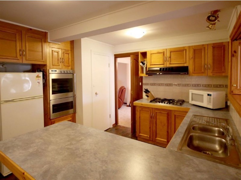 7 Dumphries Street, Flagstaff Hill SA 5159