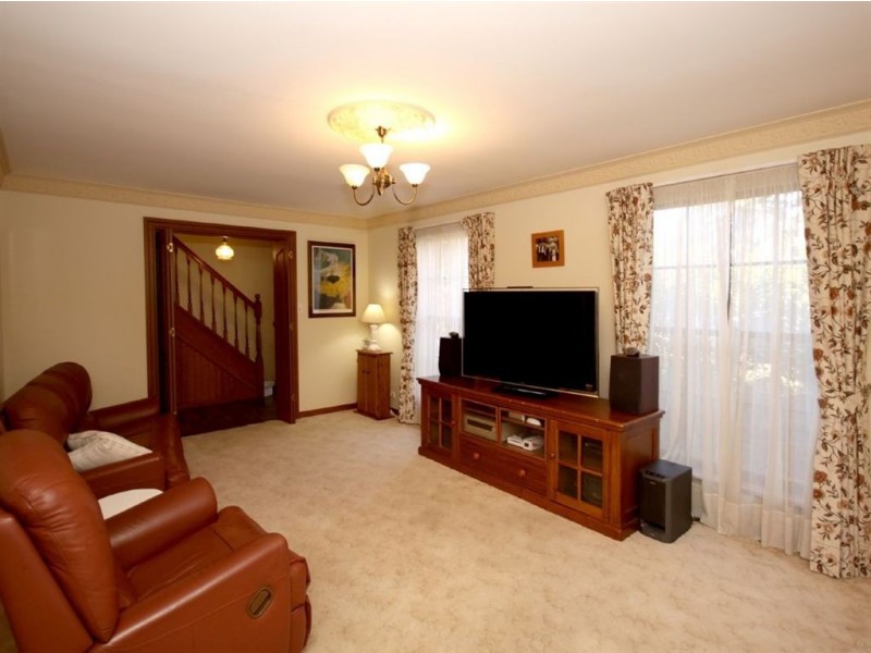 7 Dumphries Street, Flagstaff Hill SA 5159