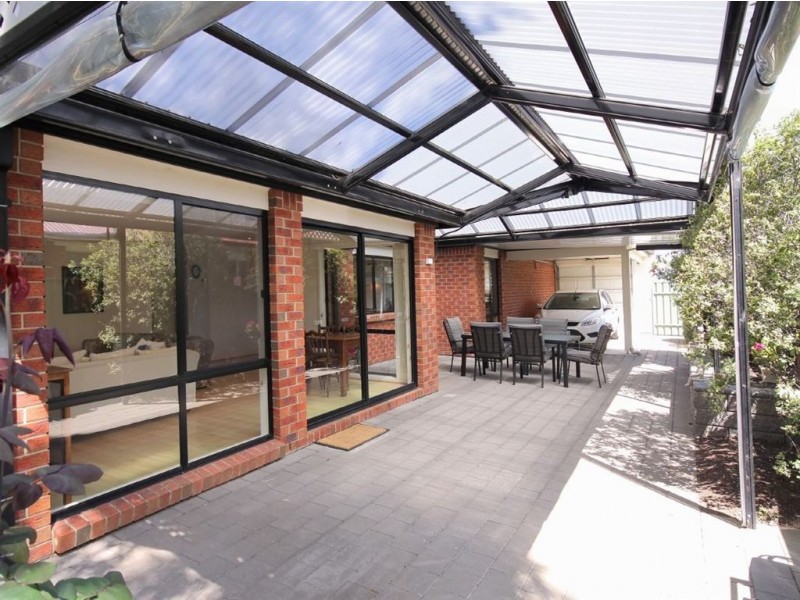 9 Park Lane, Flagstaff Hill SA 5159